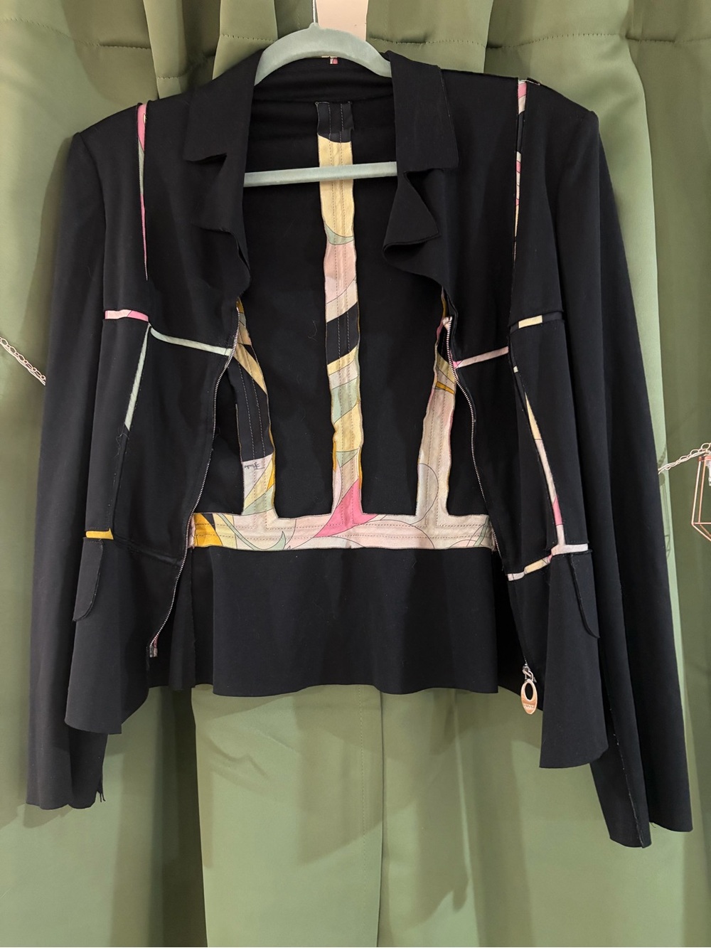 Emilio Pucci Black Blazer size 6 zip front